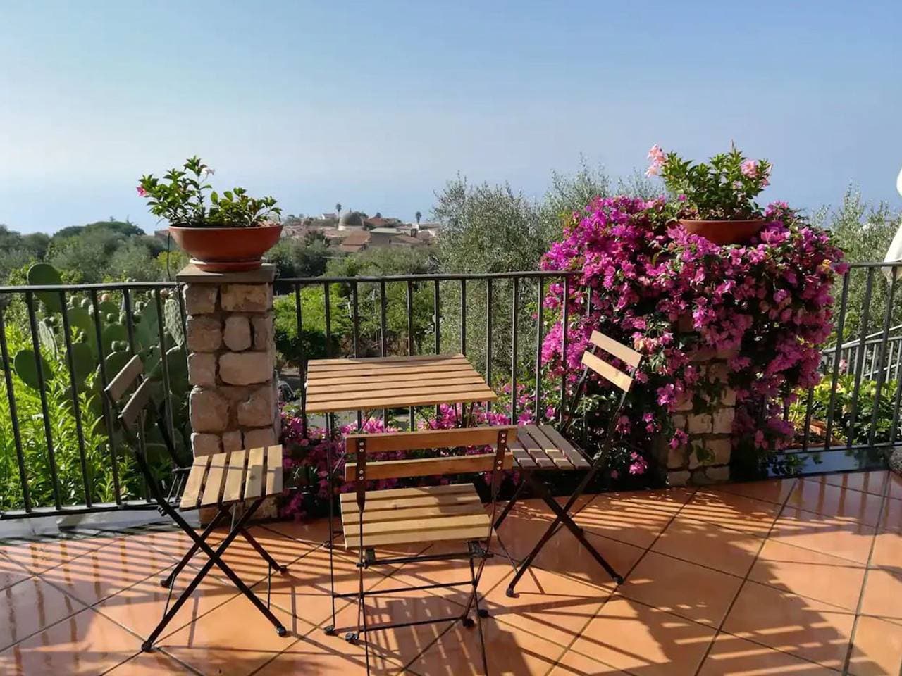 Sant'Agata sui 2 Golfi 7 km von Sorrento: Schönes, rustikales Reihenhaus Garden House Li Galli 1
