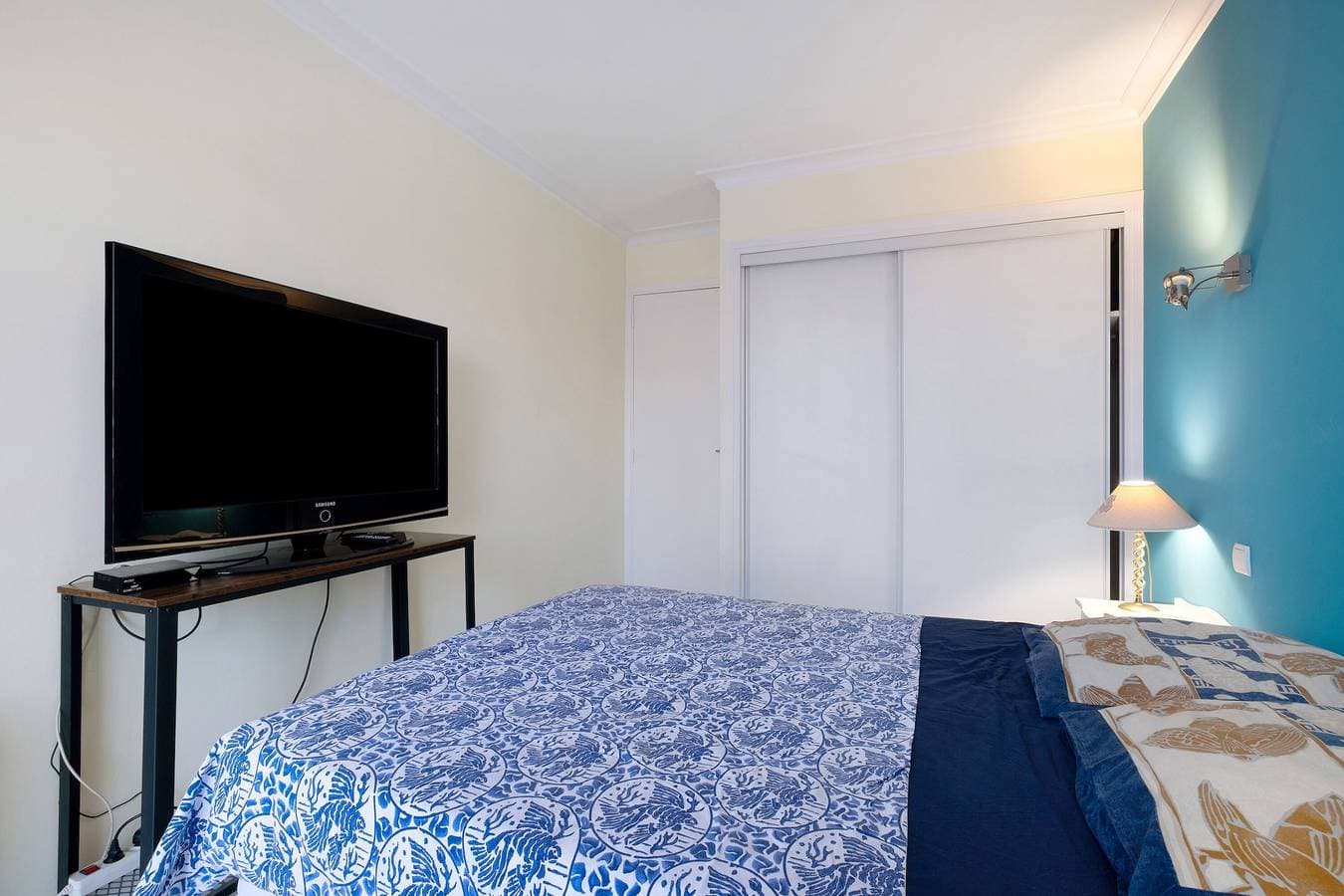 Foto 12 von 26: Ferienwohnung 'T3 Front de Mer' mit Meerblick, WLAN und Klimaanlage
