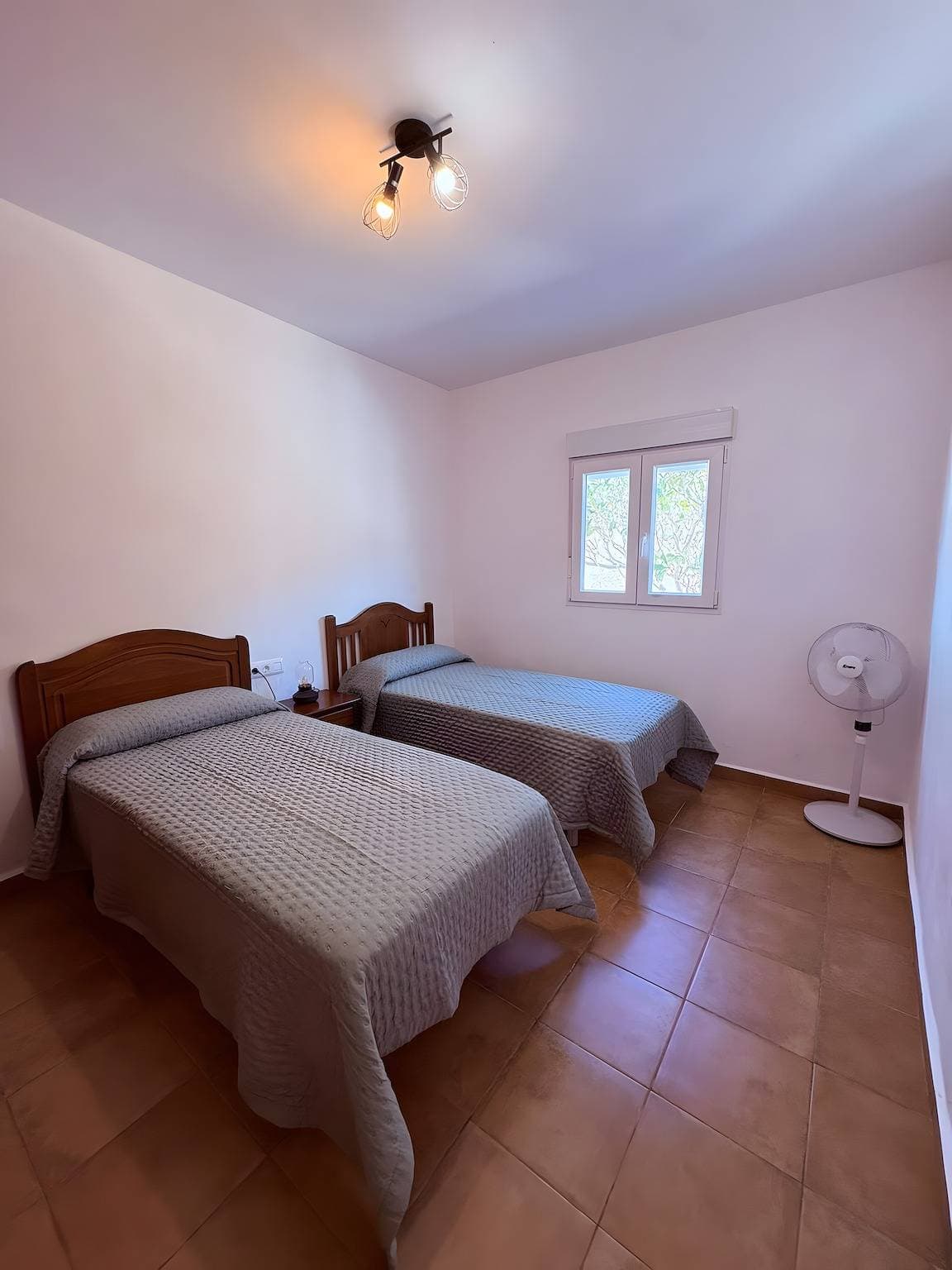 Foto 2 von 26: Vv La Era IV mit Meerblick, privater Terrasse, WLAN und Klimaanlage