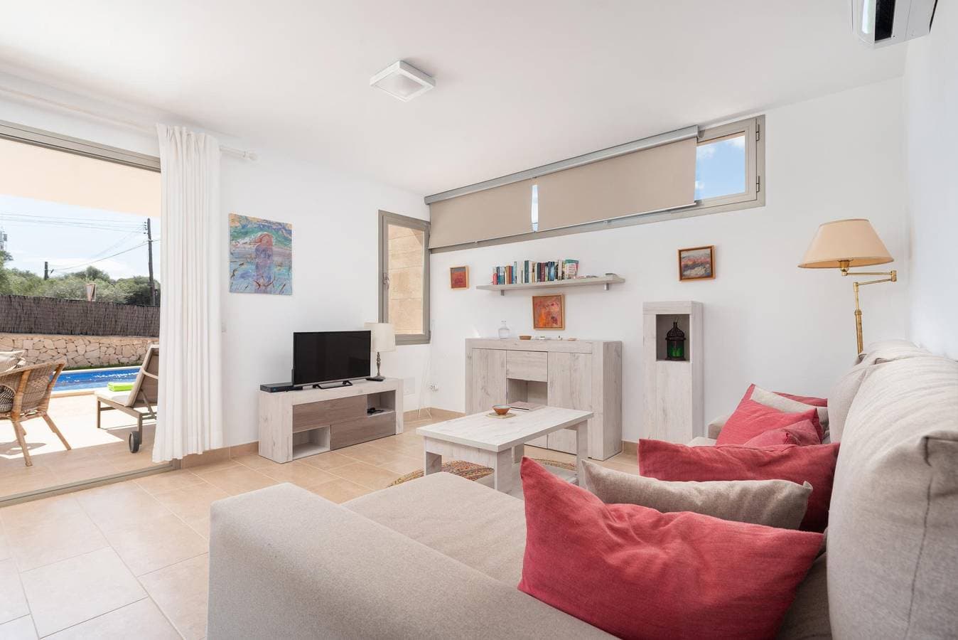 Foto 6 von 41: Garlanda 1 - Moderne Villa mit privatem Pool in der Nähe eines paradiesischen Strandes. Wifi gibt es gratis.