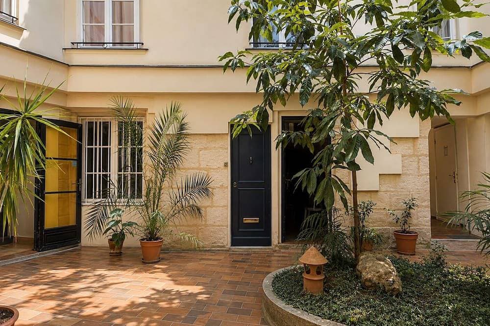 💙Studio Saint Victor, next to Notre Dame 🤍, lovely decorated, very quiet ❤️ 1