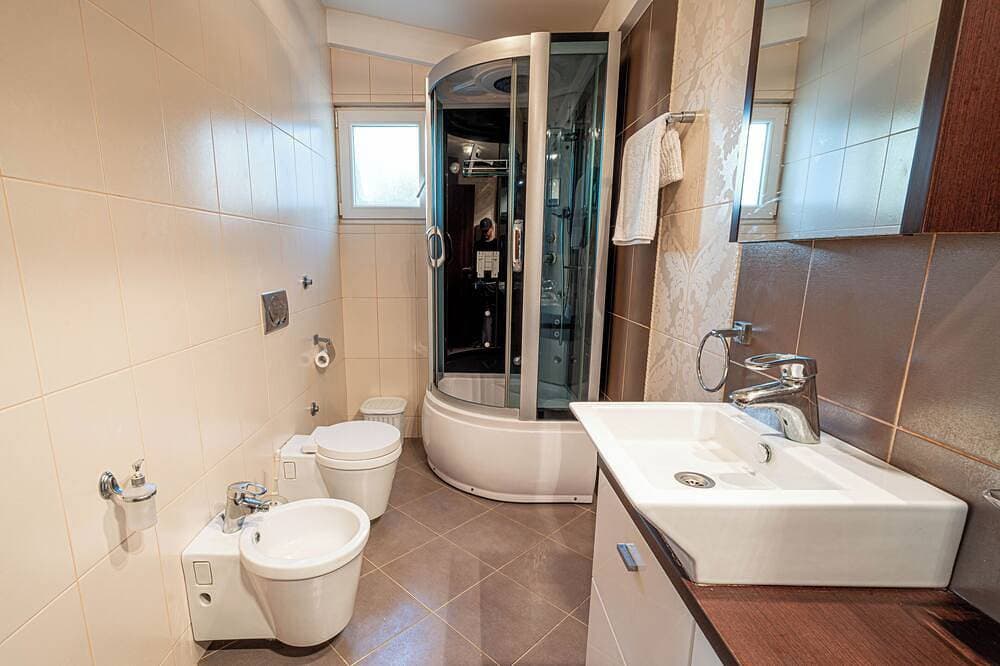 Foto 7 von 30: Magnificent villa with pool, sea and mountain views!