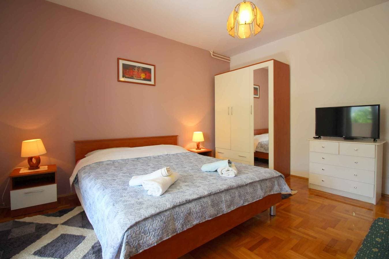 Foto 9 von 25: Ferienwohnung mit Terrasse
