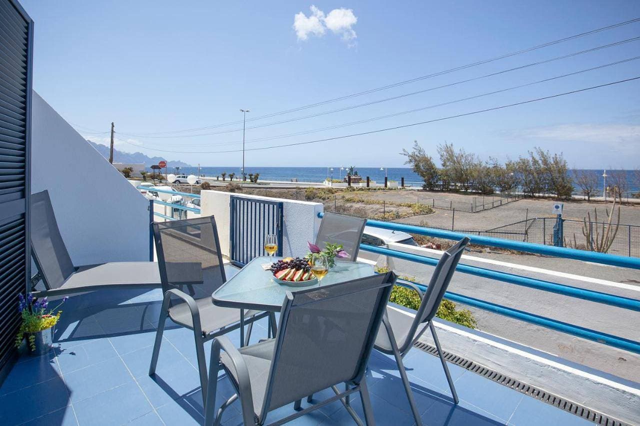 Casa Hortencia - Beautiful seaside apartment - Puerto de Las Nieves 1