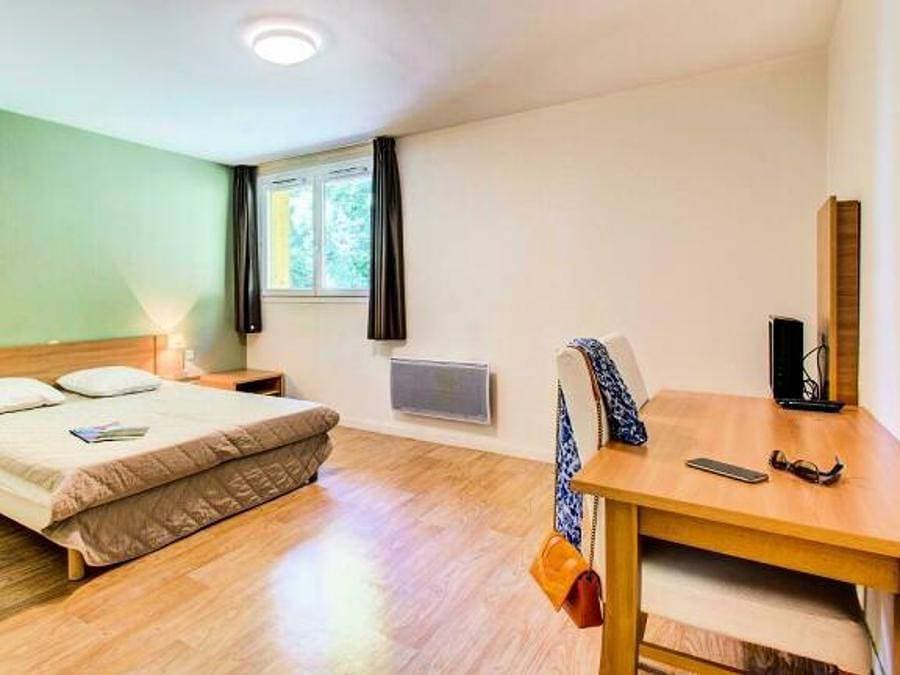 Foto 3 von 9: Résidence Les Balcons d'Aix - Vacancéole - Studio 2 personen - Velux