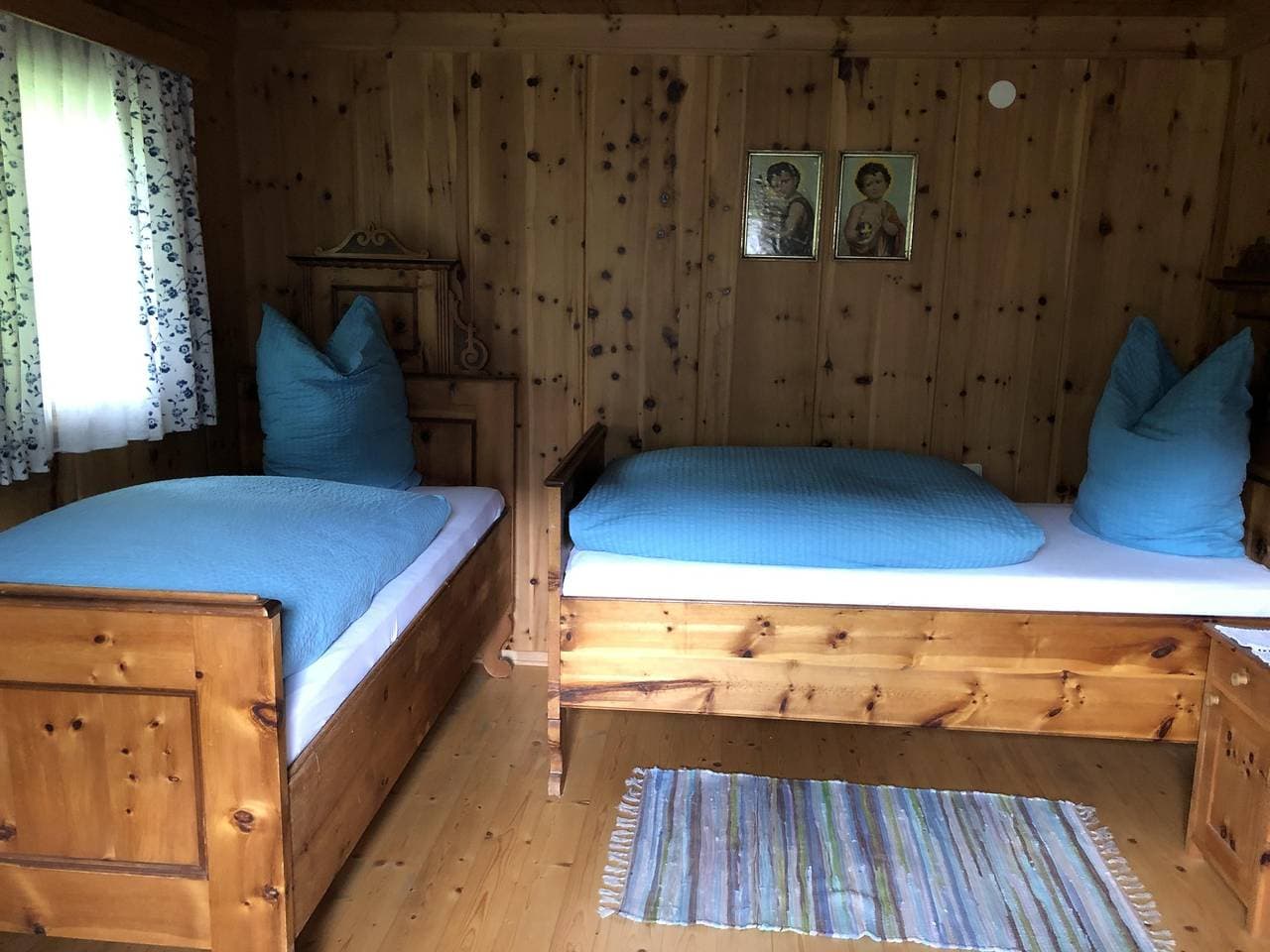 Foto 6 von 17: Ferienhaus/Alm 2 Schlafzimmer/Dusche/Wc