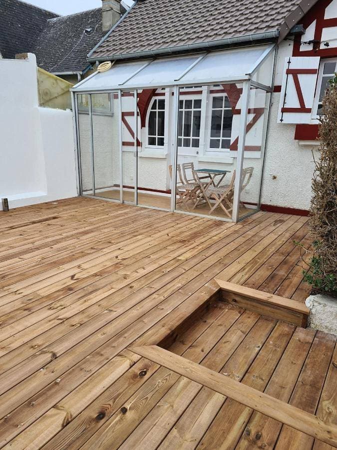 Charmante maison de bord de mer avec terrasse 1