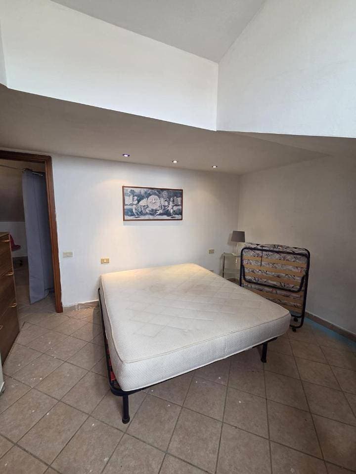 Foto 6 von 19: Two-Bedroom Apartment with Terrace