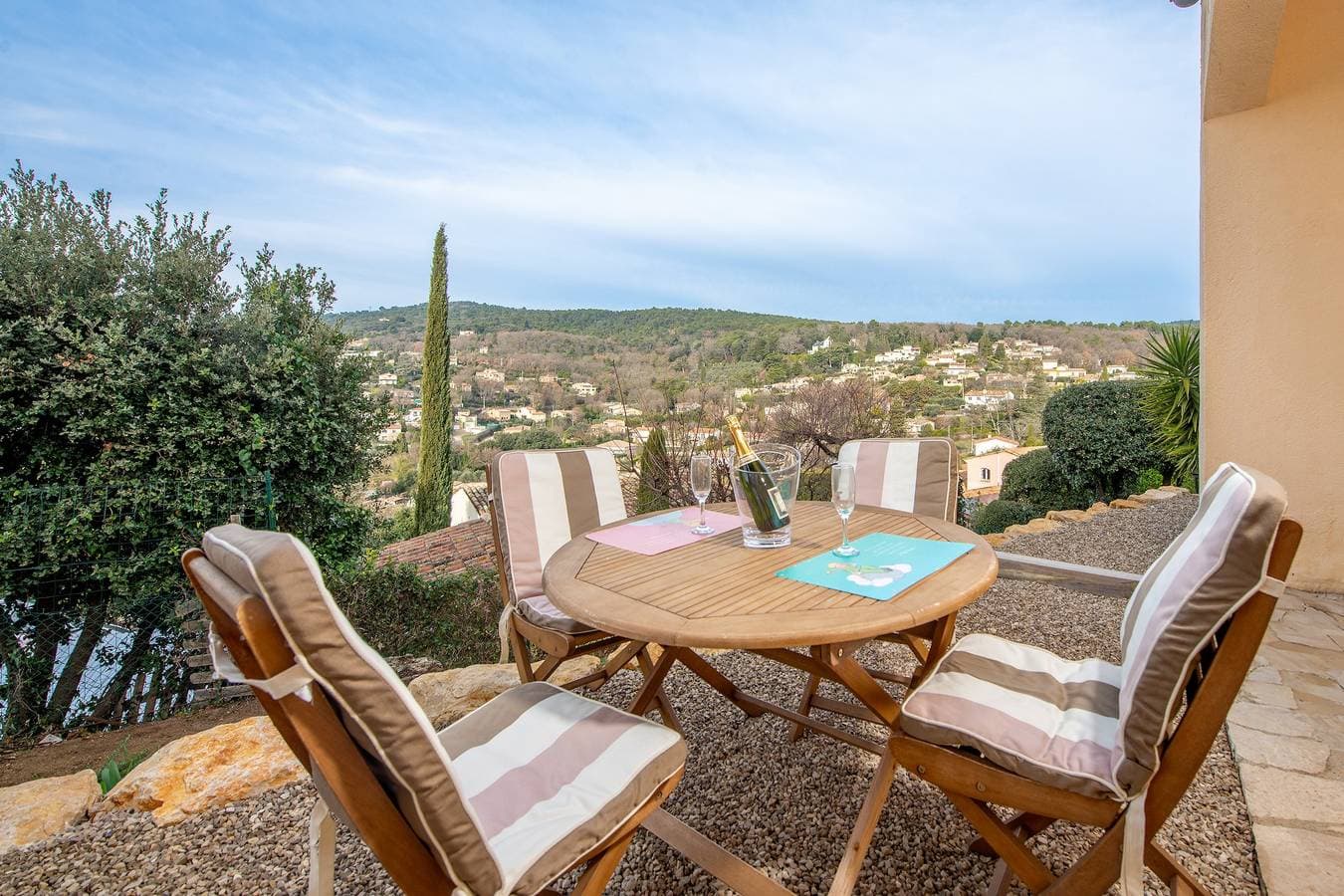 Foto 4 von 15: Ferienwohnung für 4 Personen mit Garten