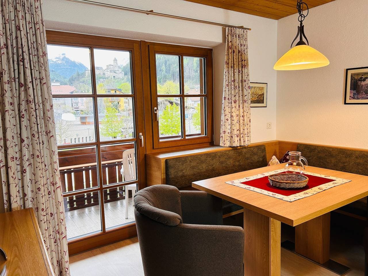 Foto 2 von 23: Ferienwohnung "Duregger Fröhlichkeit Plus" mit Bergblick, Garten und WLAN