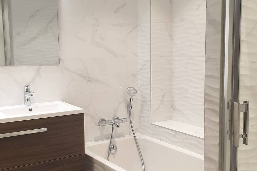 Foto 5 von 30: Apartment-Komfort-Ensuite-Seeblick-4 Etoiles