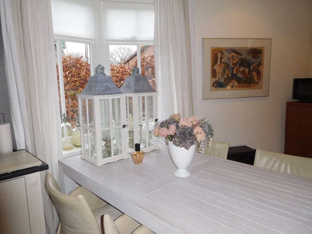 Foto 8 von 27: Ferienhaus „Engel van de Molen“ für Paare mit Terrasse, Garten & WLAN