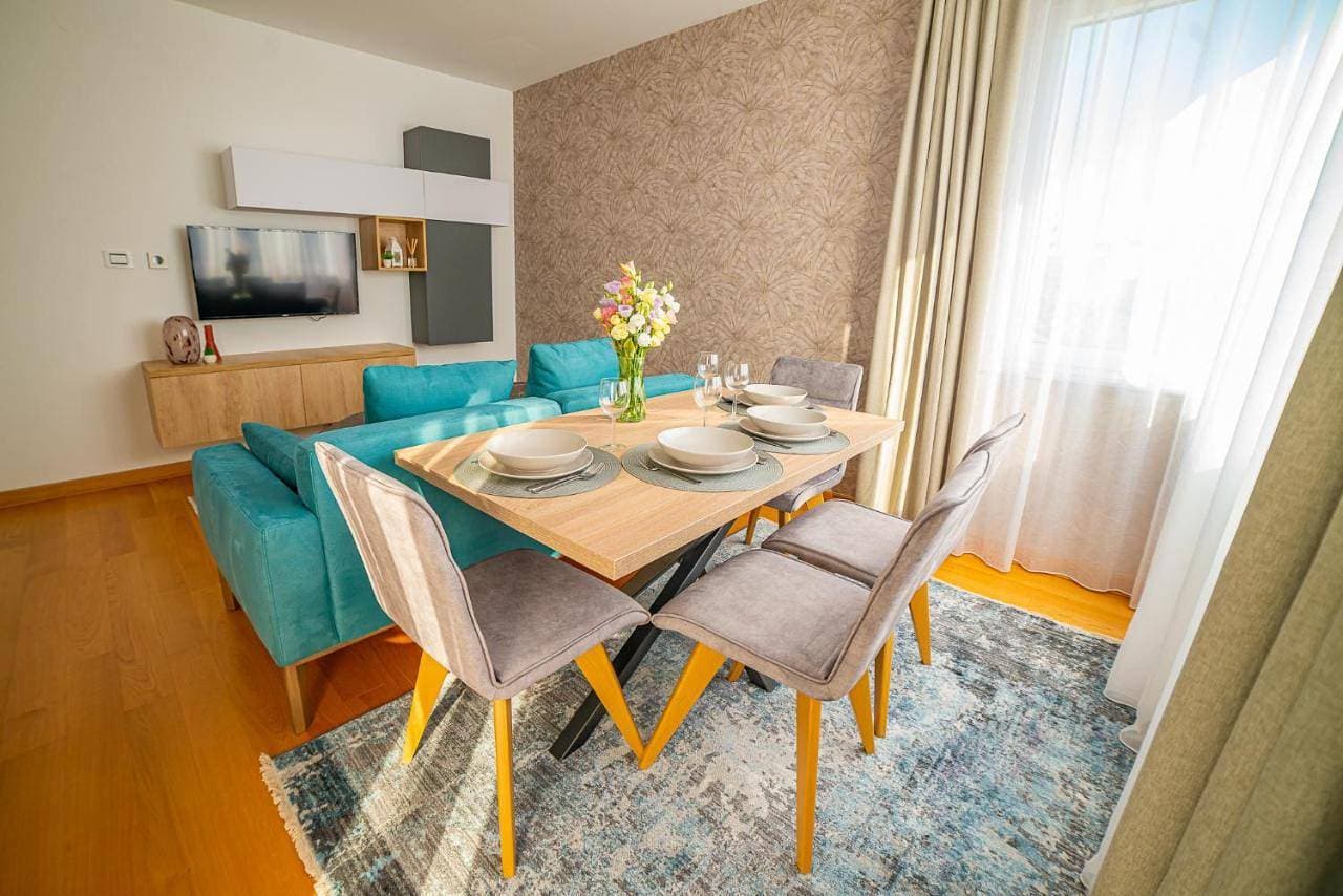 Zoe apartment 1