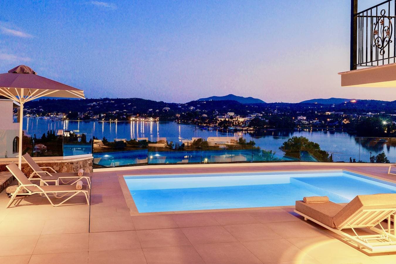 Foto 9 von 48: Estasia Luxury Villa with private pool