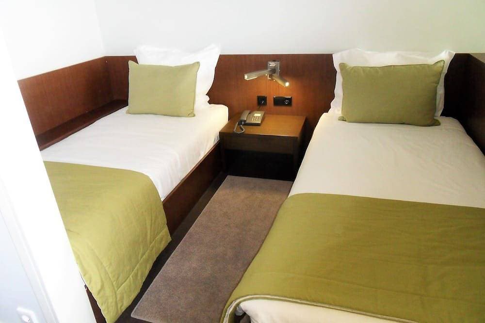 Foto 4 von 30: Studio mit Etagenbett Meerblick in Hotel ****