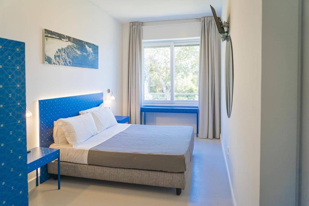Foto 7 von 15: Comfort Double Room with Partial Sea View