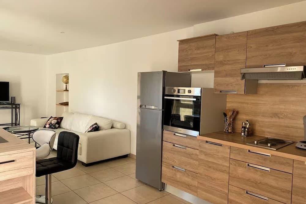 Foto 8 von 8: Superb furnished t2 in a quiet area with private parking