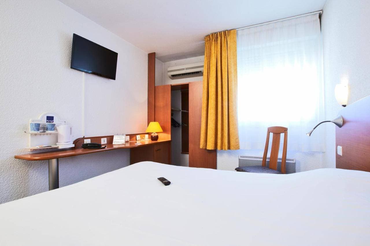 Foto 8 von 10: Double Room with One Double Bed