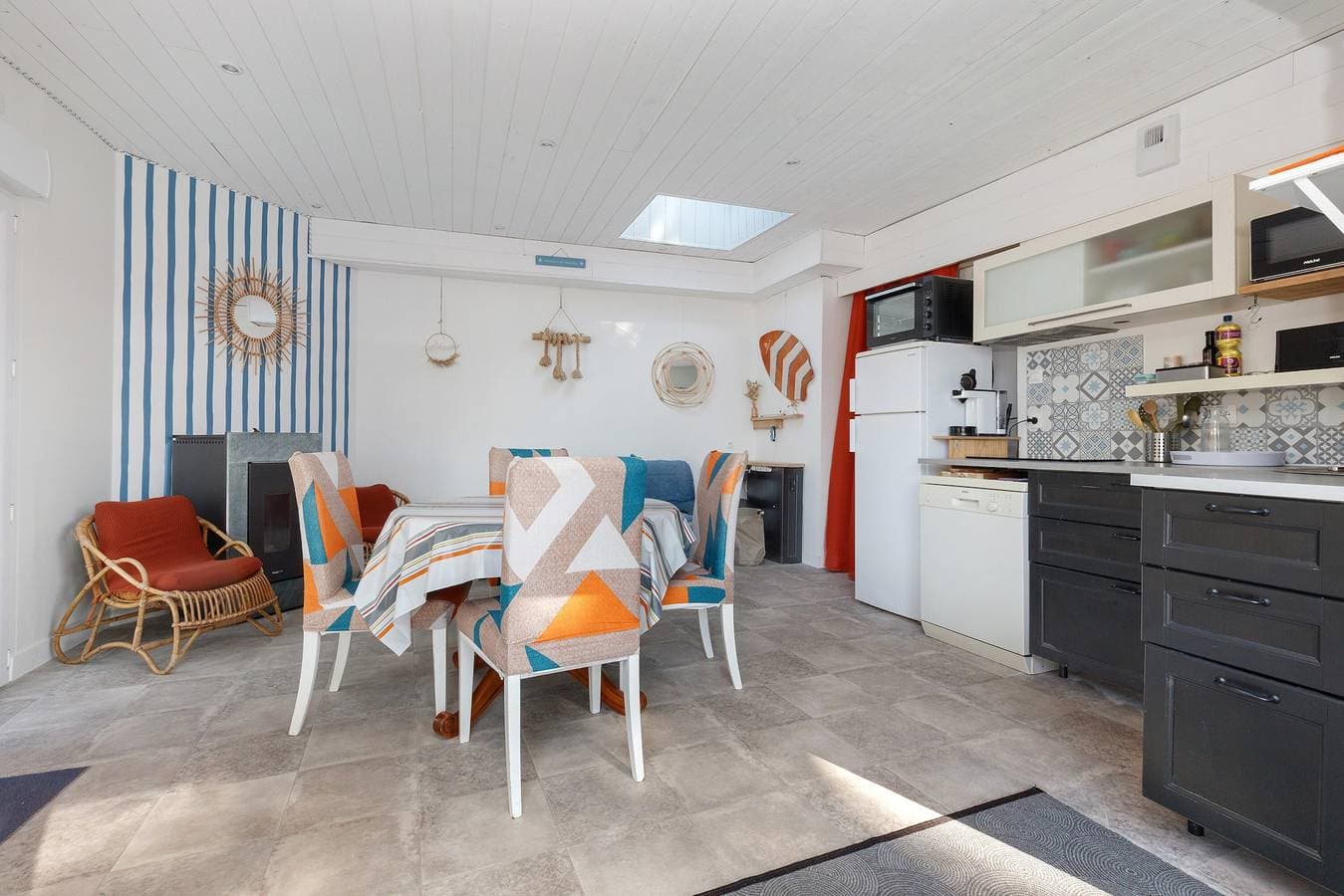 Foto 2 von 23: Ferienhaus 'Petite Frégate' – Nähe Zentrum und Strand, eingezäunter Garten