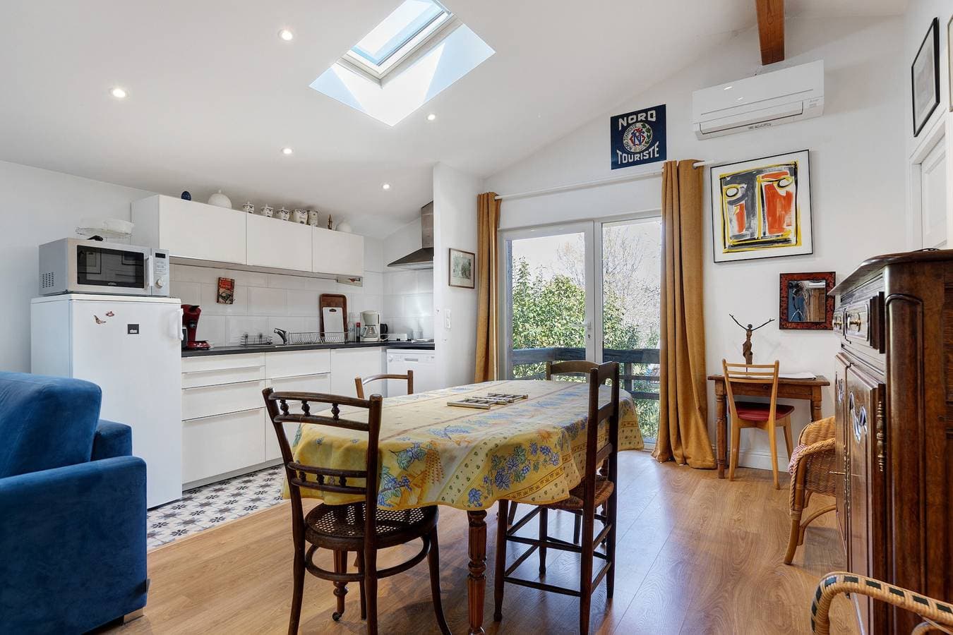 Foto 2 von 24: Ferienhaus 'La Maison Des Poneys' mit privater Terrasse, WLAN und Klimaanlage