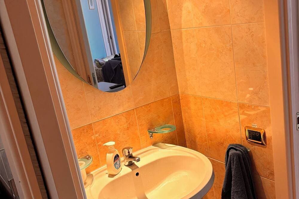 Foto 6 von 30: Atemberaubende neue Villa mit privatem Pool und Meerblick