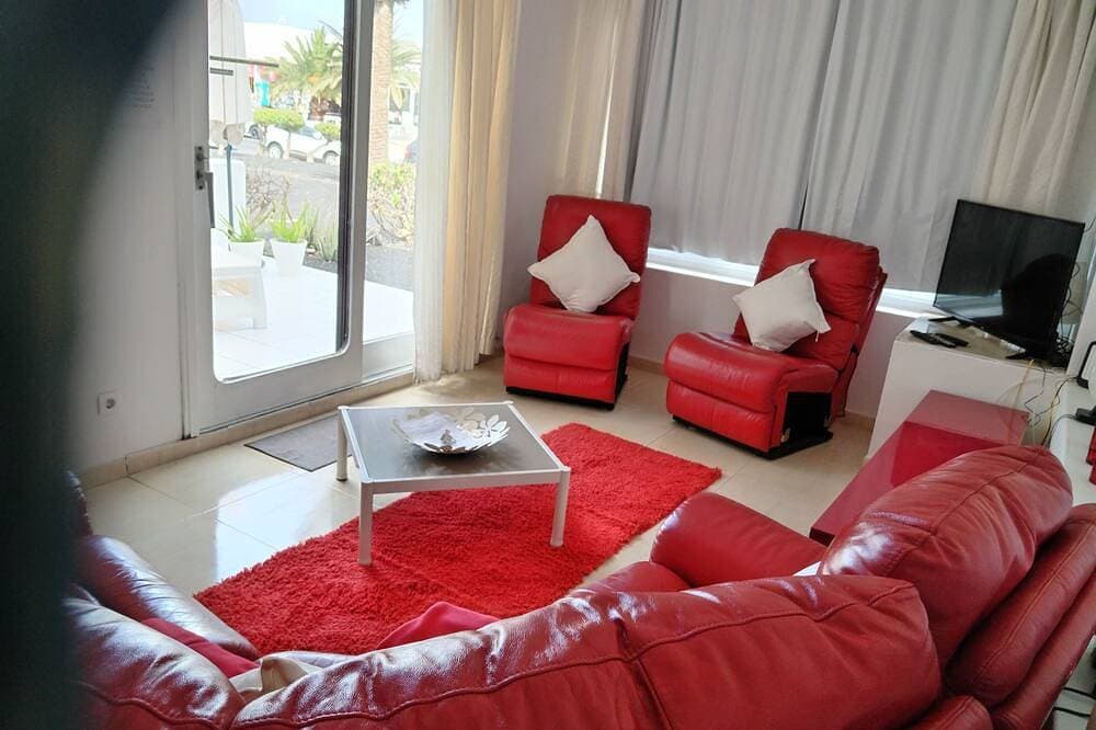 Foto 9 von 24: Ferienapartment in privatem Komplex mit wunderschönen Schwimmbädern & Gärten