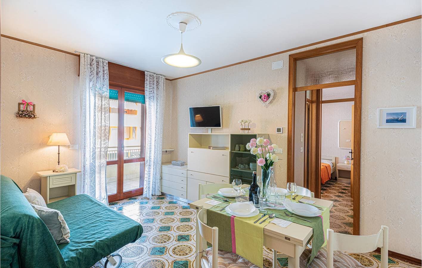 Foto 4 von 17: Appartement am Strand mit Terrasse & AC - für 4 Personen