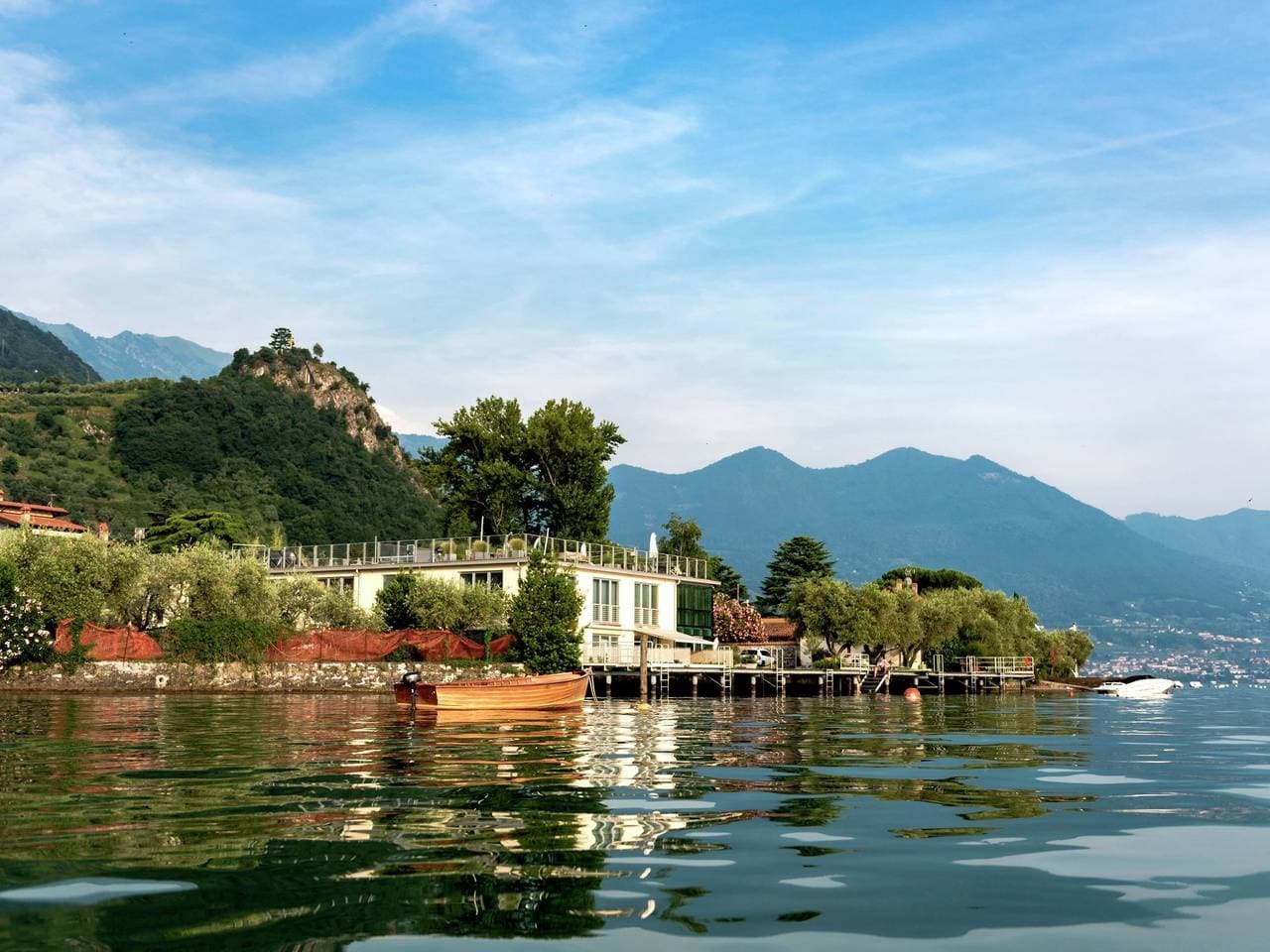 Foto 10 von 40: Rückzugsort am See mit Garten