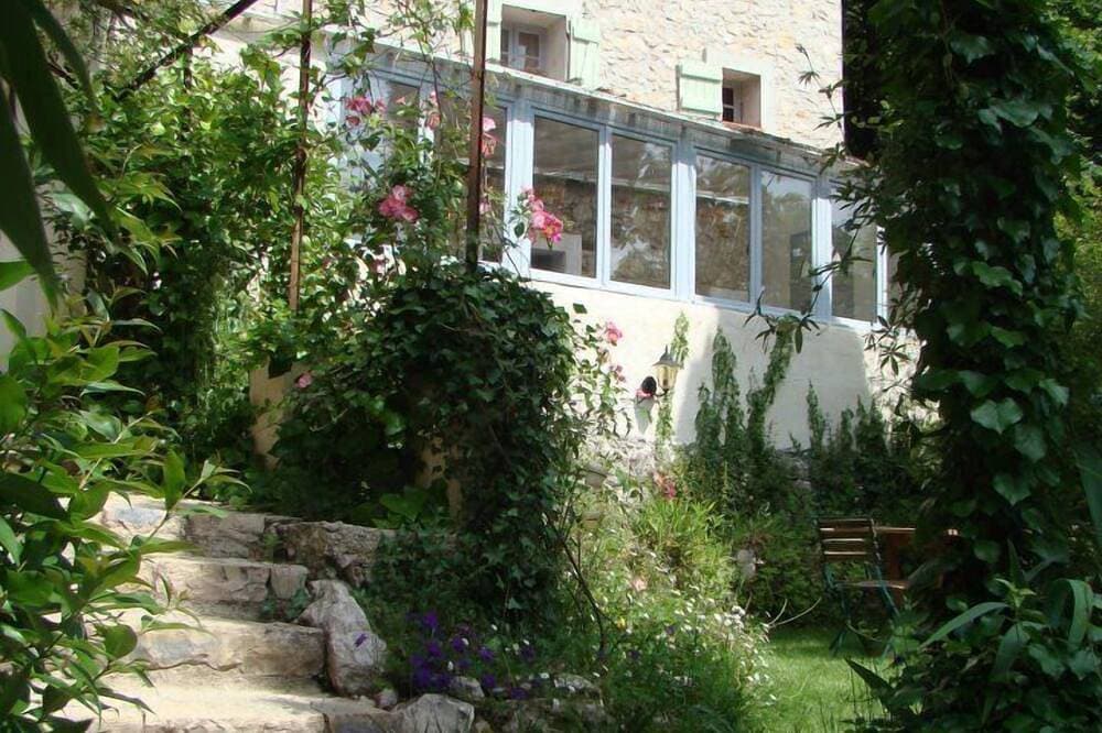Foto 7 von 16: Charmantes Schafstallhaus mit Swimmingpool