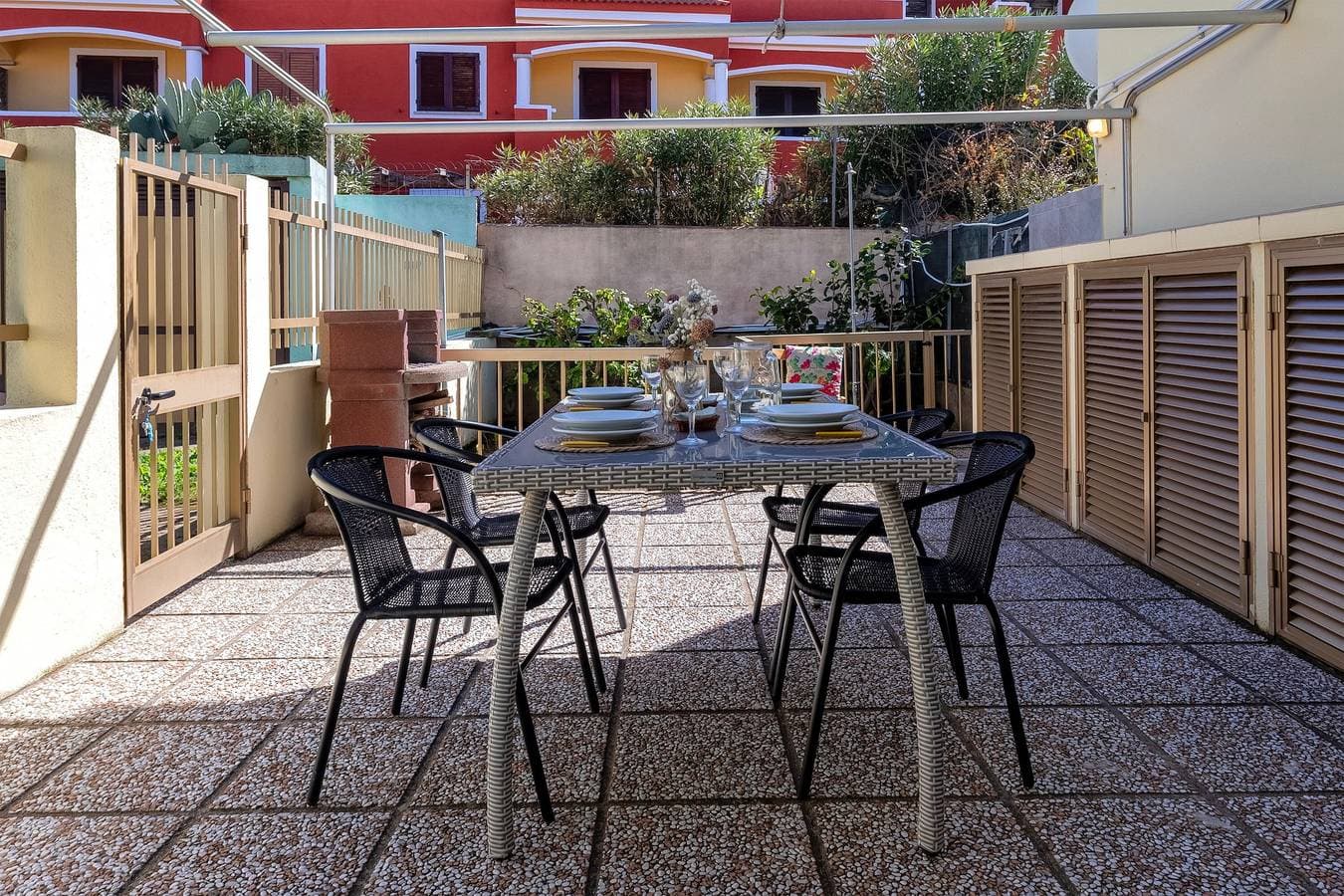 Foto 3 von 41: Ferienhaus 'A due passi dal Mare' mit Meerblick, privater Terrasse und WLAN