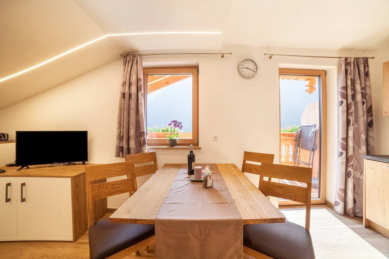 Foto 6 von 23: Haustierfreundliche Ferienwohnung "Innergasserhof Ferienwohnung Enzian"
