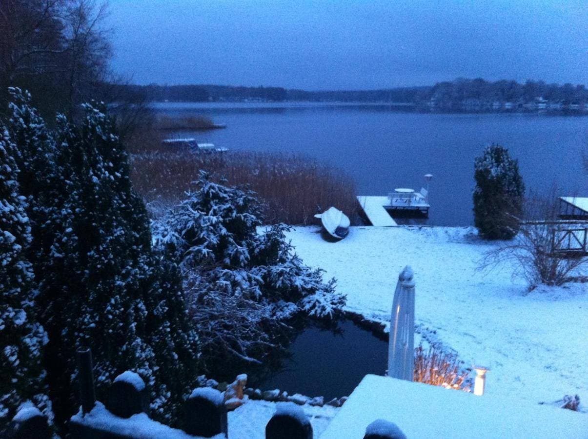 Foto 10 von 33: Apartment with Lake View