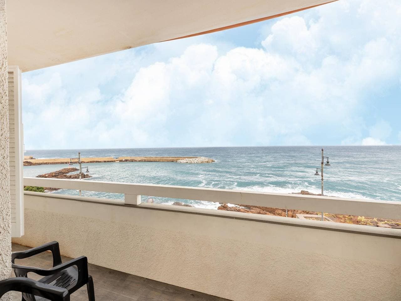 Terrasse mit Meerblick und Klimaanlage 1