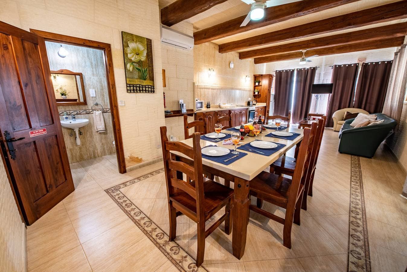 Foto 10 von 33: Villa für 4 Personen mit Garten