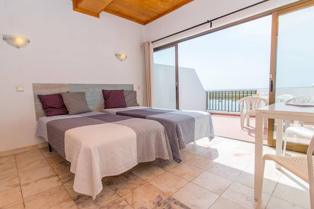 Foto 5 von 30: Studio Apartment with Sea View