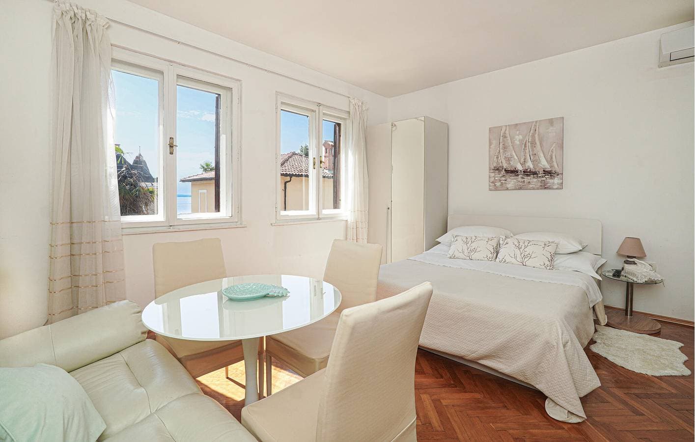 Foto 5 von 18: Gemütliche Ferienwohnung mit Meerblick, WLAN, Klimaanlage und Garten – 800 m vom Strand entfernt