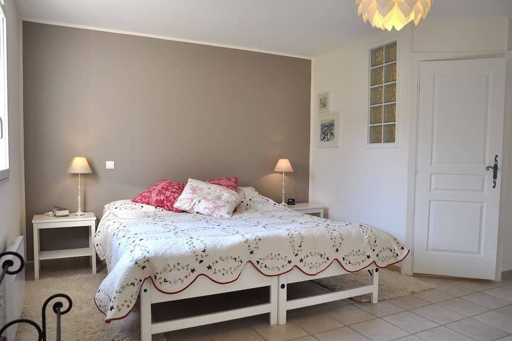 Foto 3 von 30: Ruhiggelegenes Haus mit Garten; in der Provence