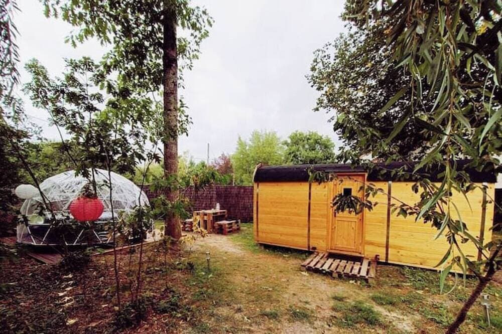 2 Bedroom Chalet in Pruniers-en-Sologne 1