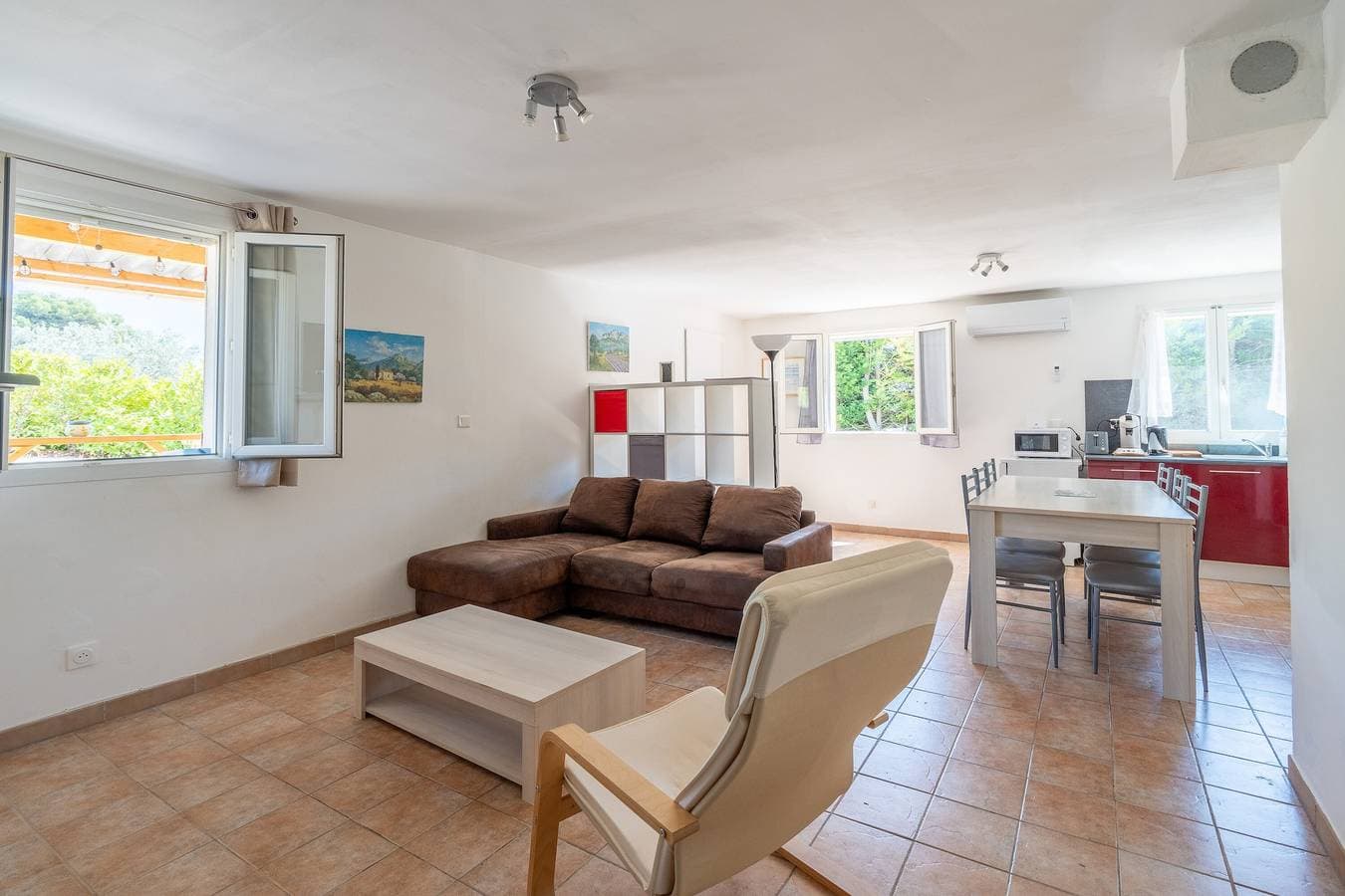 Foto 5 von 27: Ferienhaus 'La Durande' mit Gemeinschaftspool, WLAN und Klimaanlage