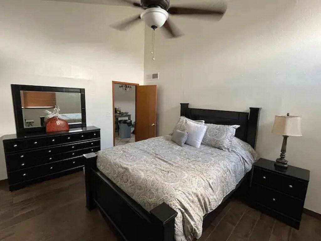 Foto 2 von 11: Cozy Clean Duplex with Refrigerated Air