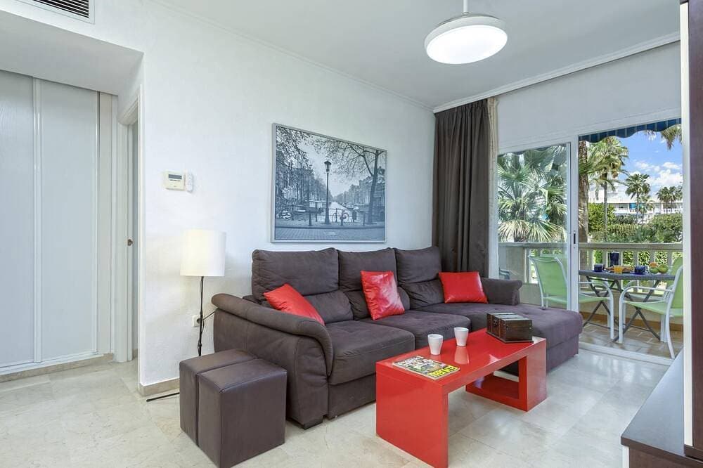 Foto 8 von 30: Sunstay Costa Lago Flat II Torremolinos