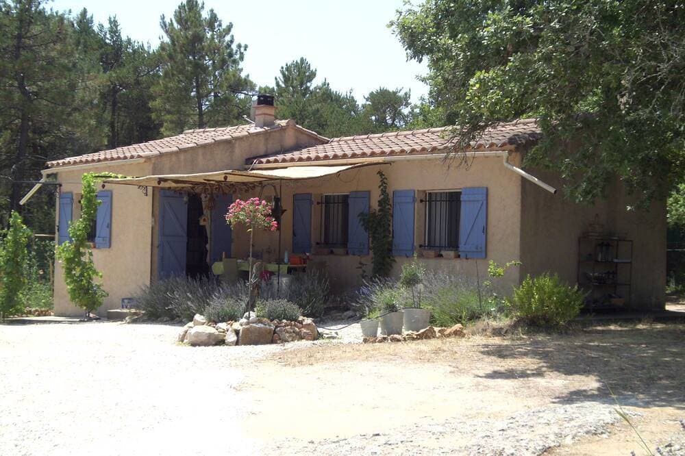 Foto 6 von 30: Calme Absolu sur 15 Hectares Privés en Colline, Animaux Admis, Piscine Chauffée
