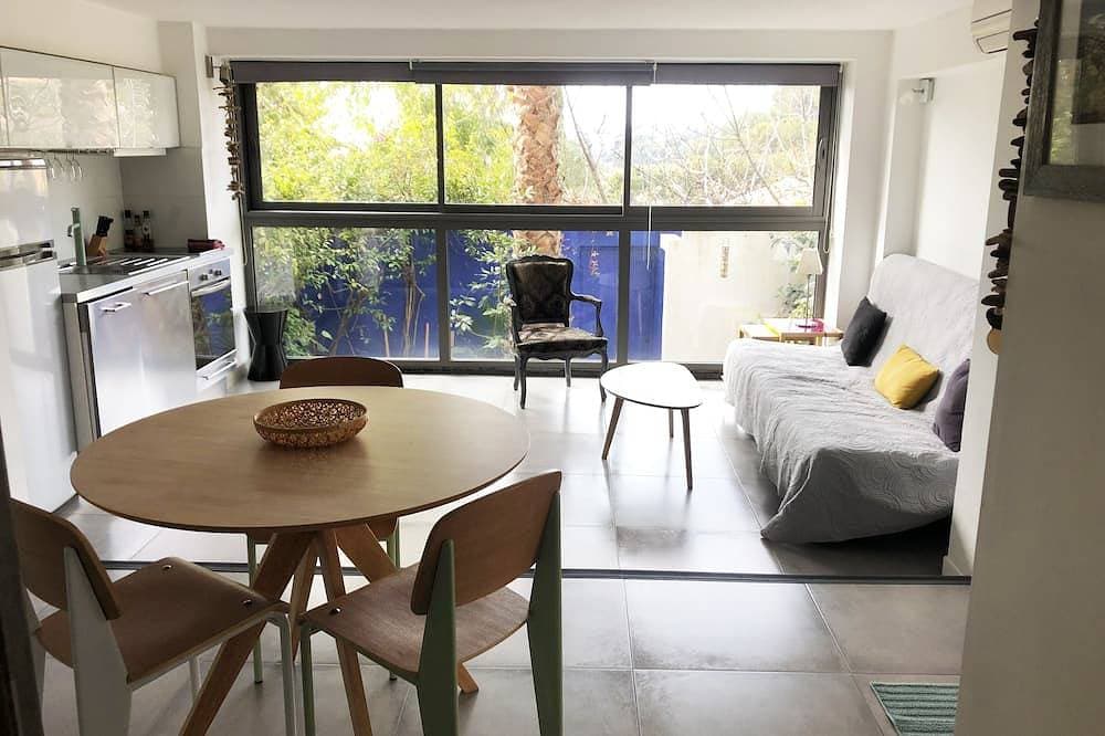 Cassis Großes Studio, Terrasse, Dorf und Strand zu Fuß, privater Parkplatz in der Provence 1
