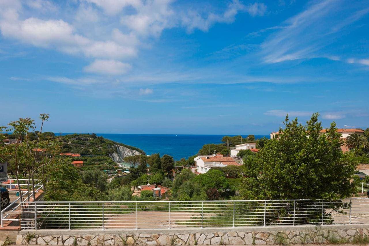 Foto 10 von 21: Villa with Sea View