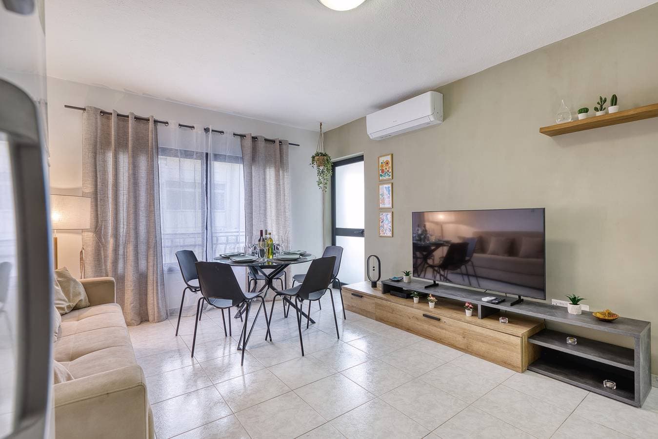 Foto 9 von 23: Ferienwohnung für 5 Personen mit Balkon