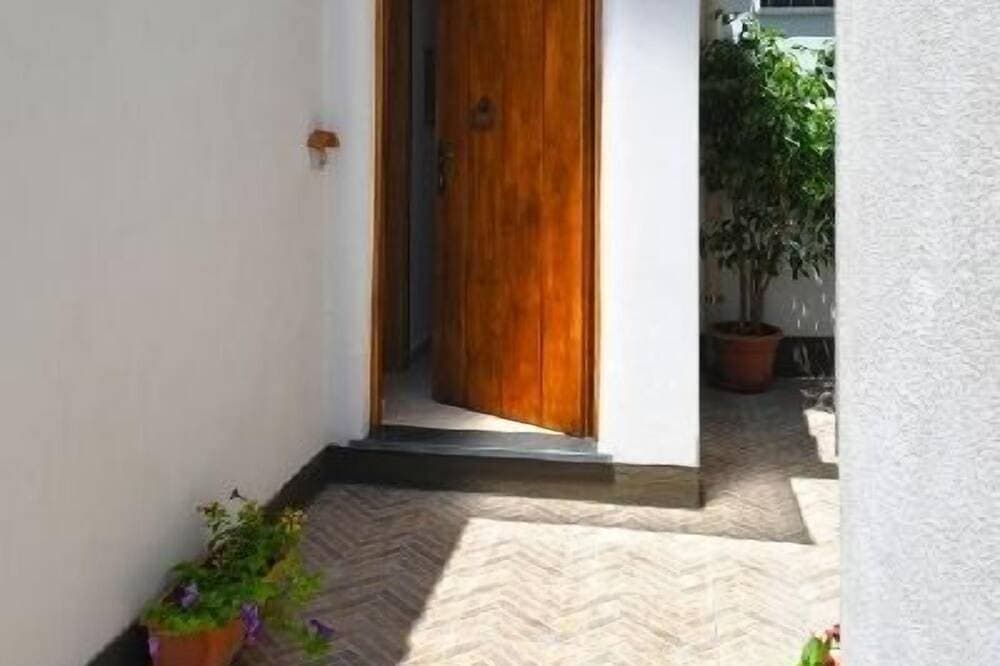 Foto 11 von 20: Casa Le Agavi, Terrasse mit herrlichem Blick