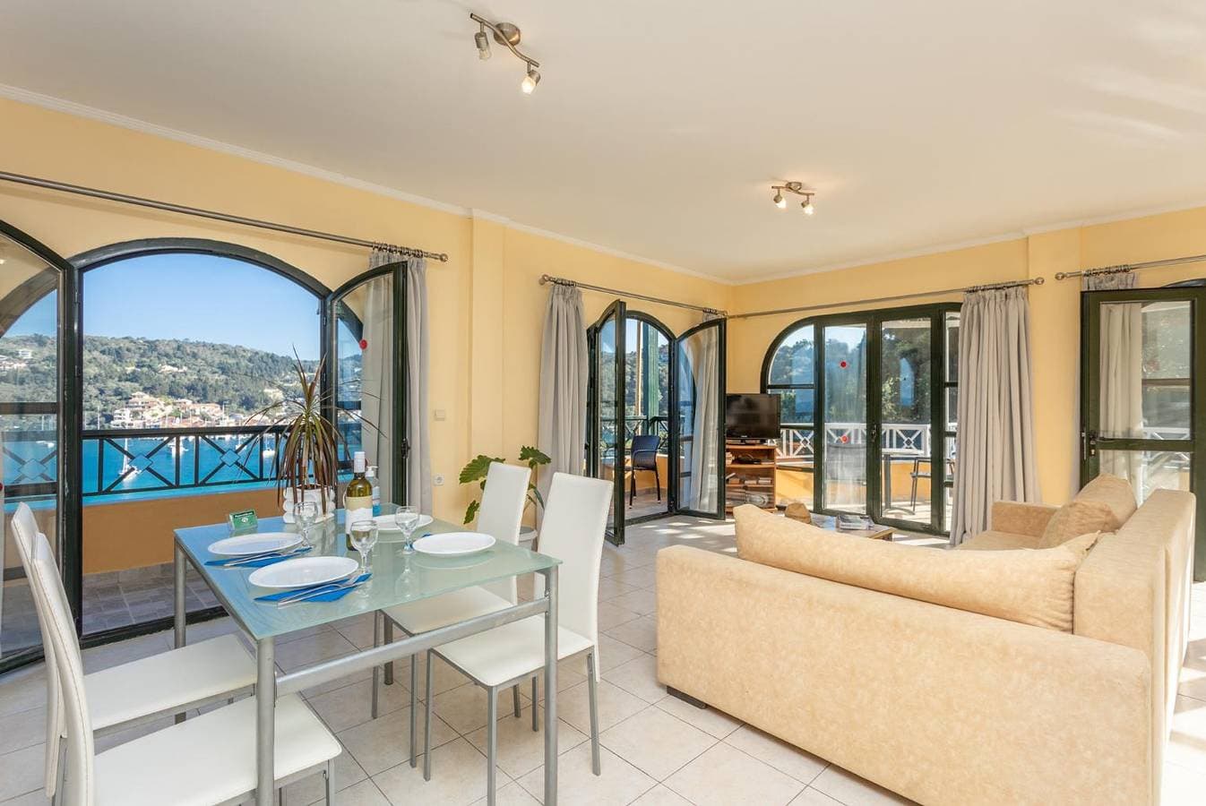 Foto 11 von 28: Villa für 4 Personen mit Meerblick