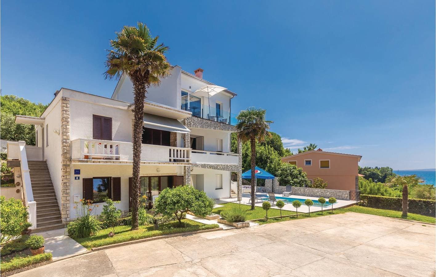 Foto 2 von 34: Urlaub am Meer: 2-Zimmer-Wohnung mit Pool und Terrasse, 1,5 km vom Strand entfernt
