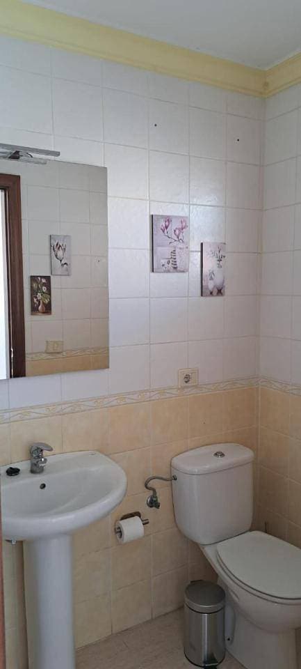 Foto 7 von 32: Three-Bedroom House
