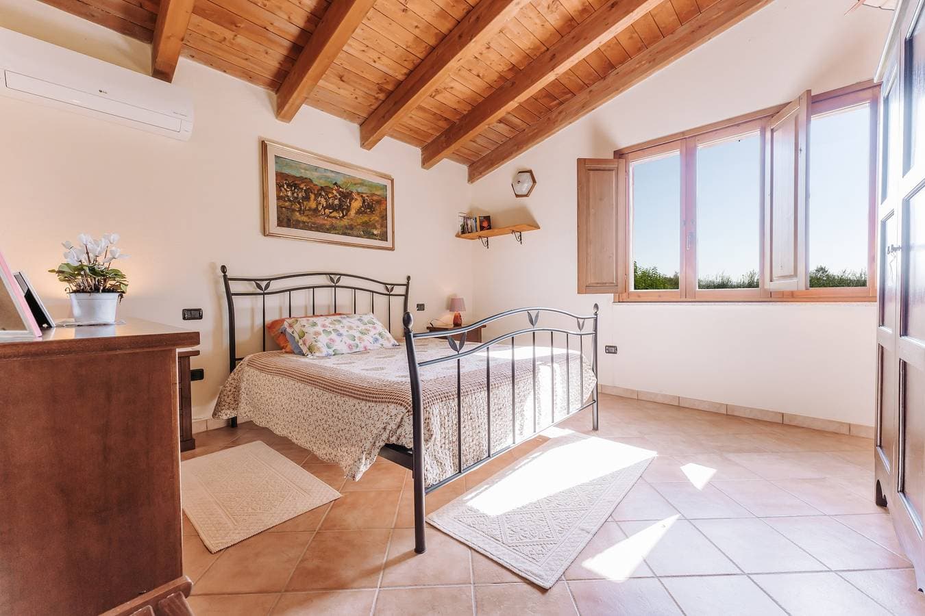 Foto 8 von 20: Villa 'Casa Serra' mit Bergblick, WLAN und Klimaanlage